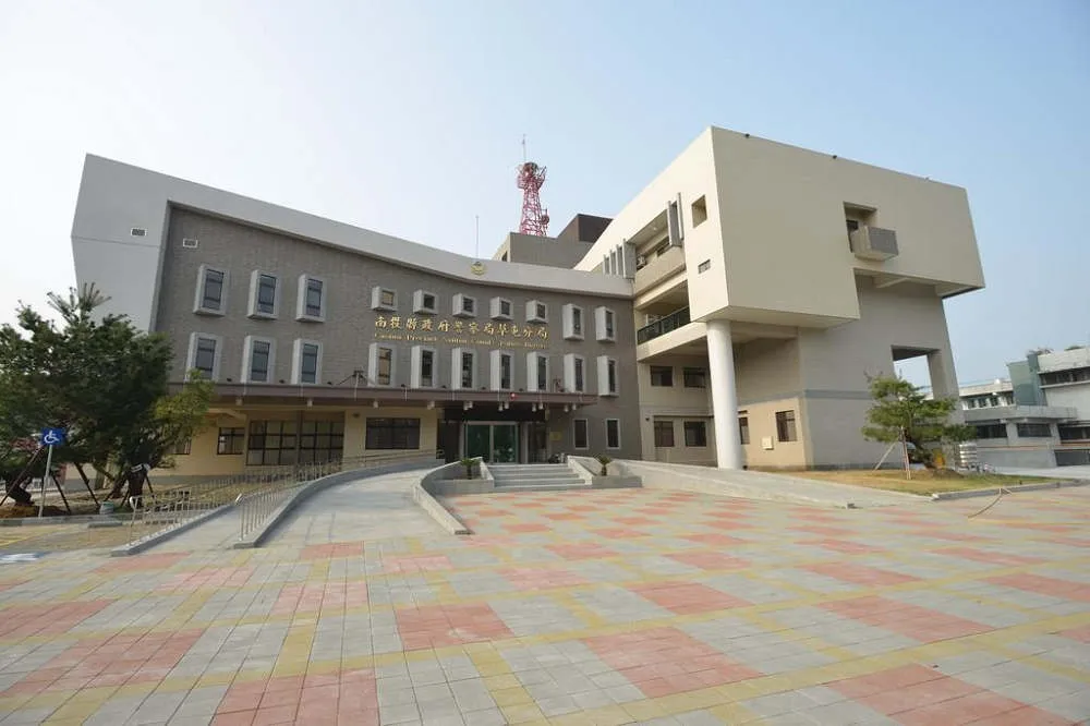 性侵女同學還威脅「我爸是警察」　父親在分局臉書道歉卻遭刪文