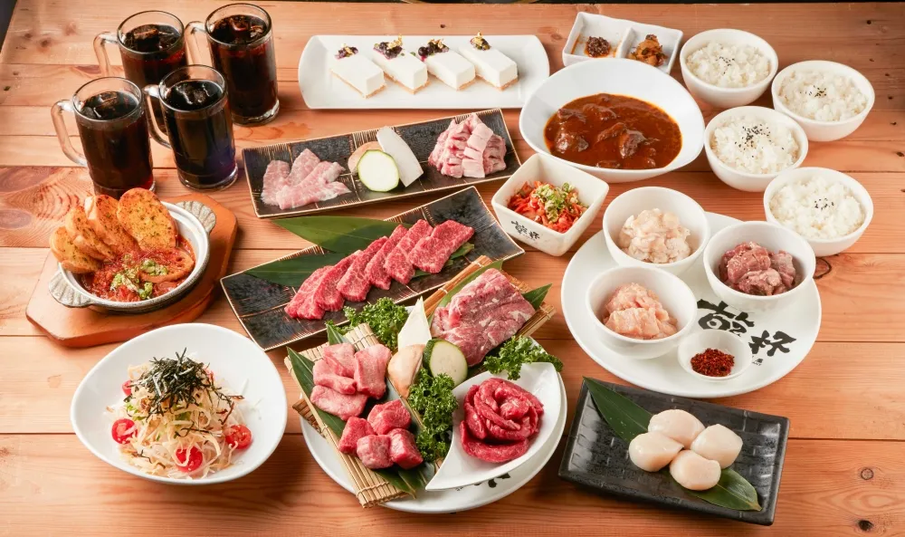 搶攻中秋商機！「乾杯集團」中秋限定套餐 10 種肉品一次滿足　加碼推出會員制滿萬送萬 