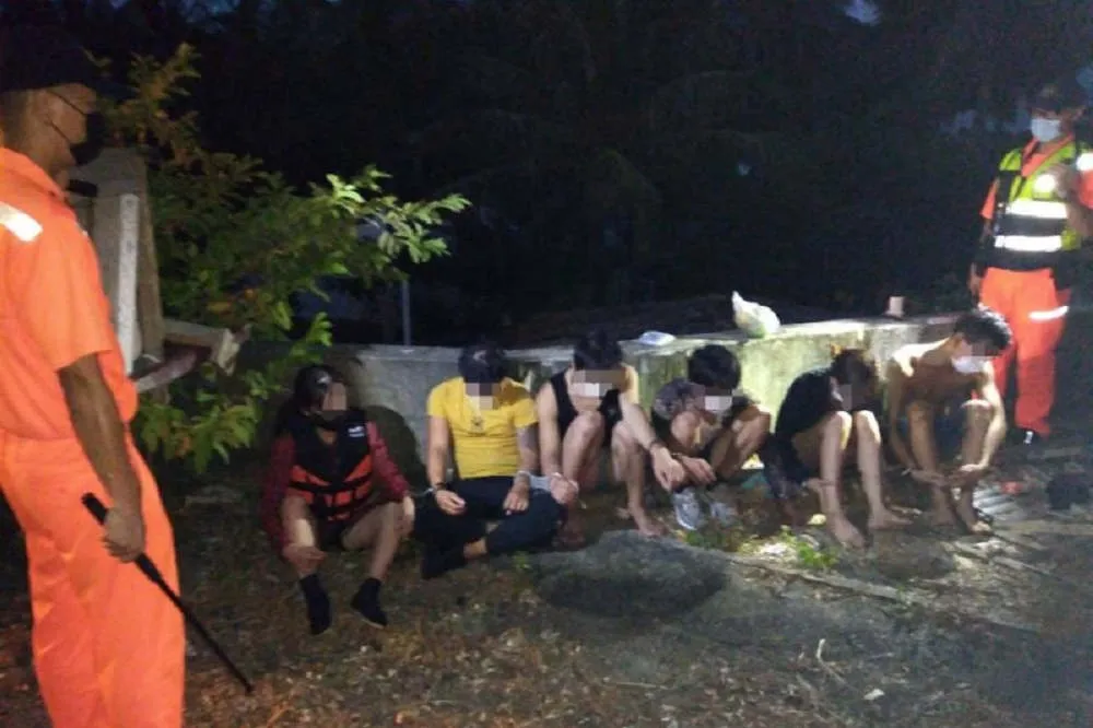 33名越南偷渡客2人出現腹瀉發燒　指揮中心：採檢皆為陰性