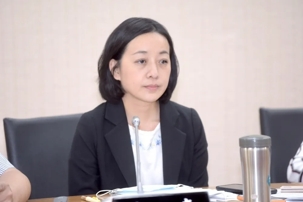 挨轟「小綠燈媽媽」　王婉諭千字文吐心聲：若重來會選擇那天不出門
