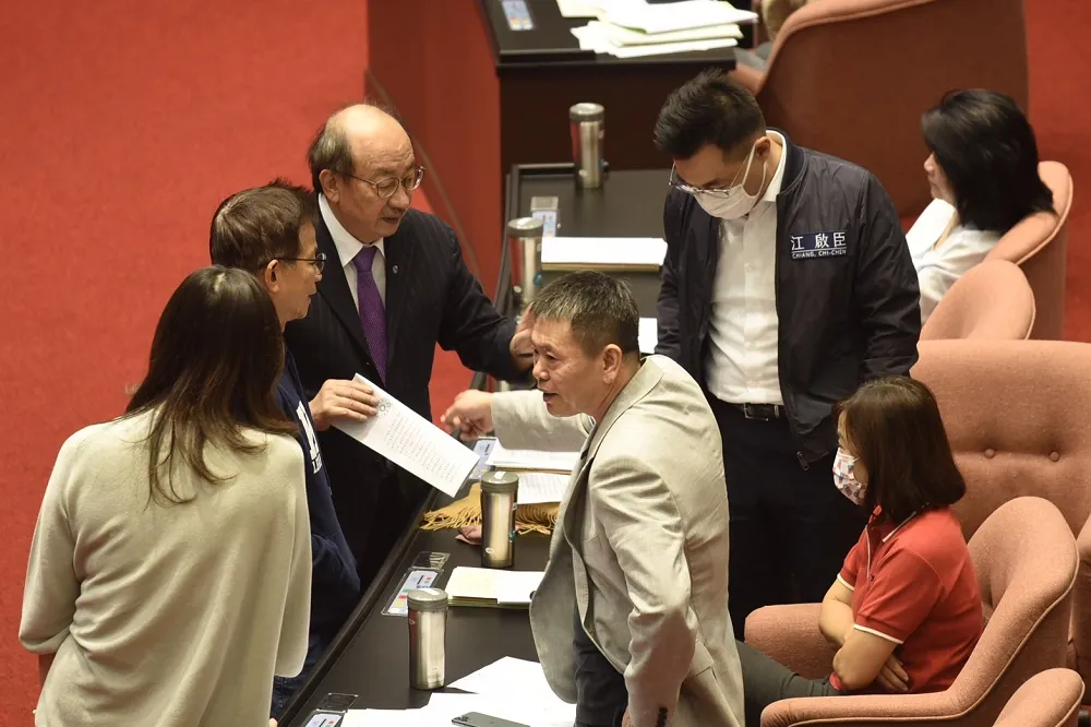 國民黨立院提台美復交、聯美抗中　鄭運鵬：理想的在野黨光譜