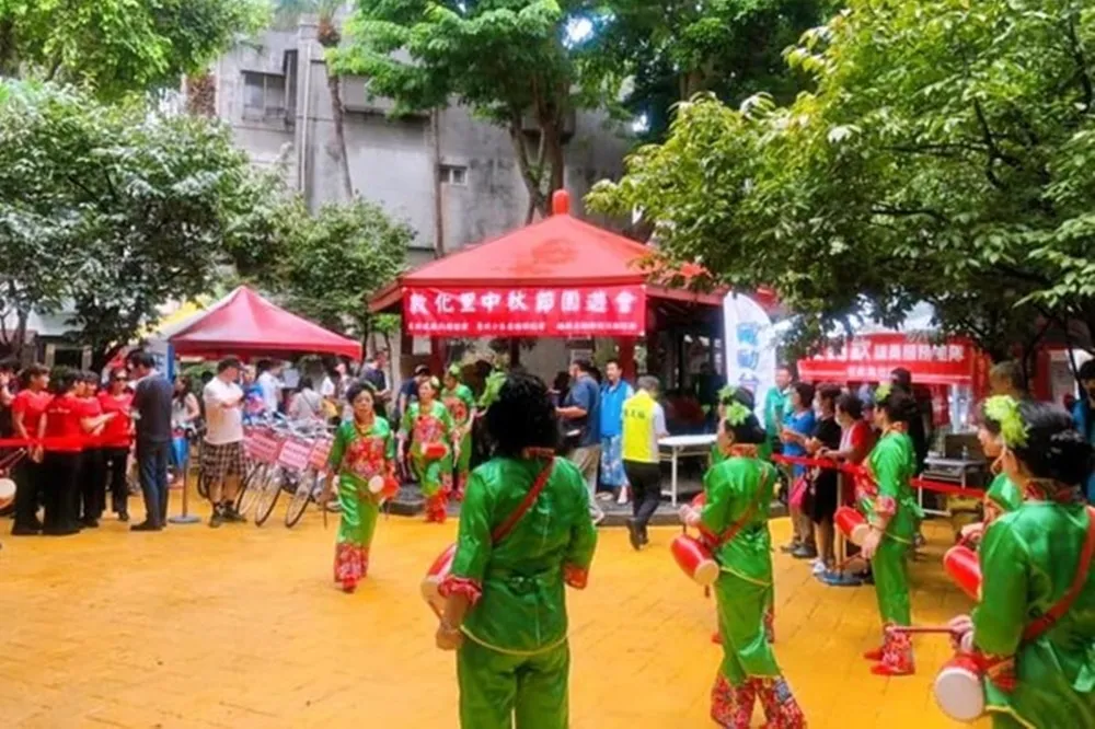 敦化里舉辦中秋園遊會　表演、抽獎玩超嗨！