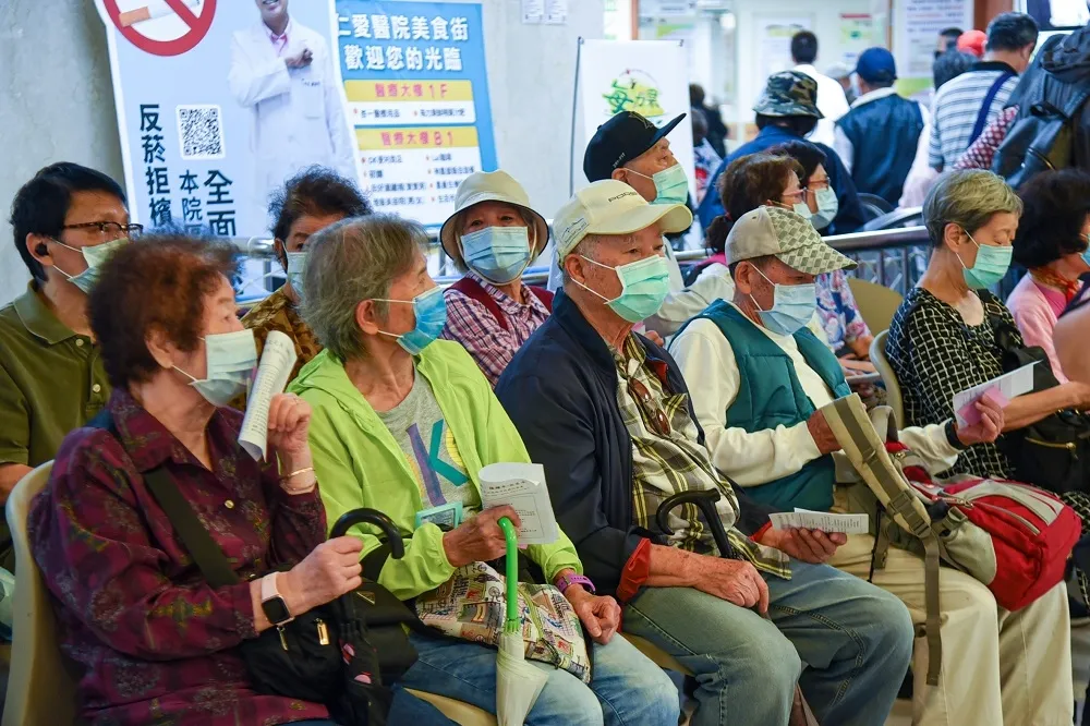 【搶打亂象】流感疫苗缺貨民怨四起　莊人祥：疫苗廠量能有限，可自費