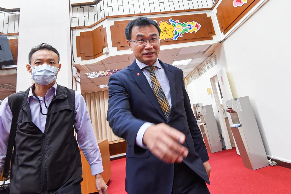 【萊豬案外案】網路宣傳預算編列無法管　在野黨要求補破網