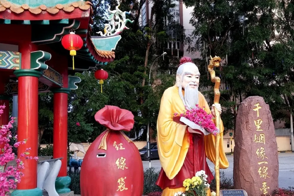俗話說：姻緣天注定！「他」卻差點毀了月老牽的紅線