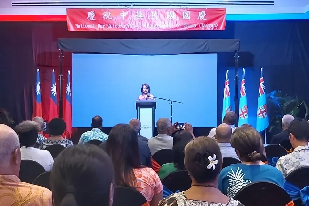 【戰狼秀下限】中國駐斐濟人員闖我國慶酒會還動粗！　我館員遭毆腦震盪