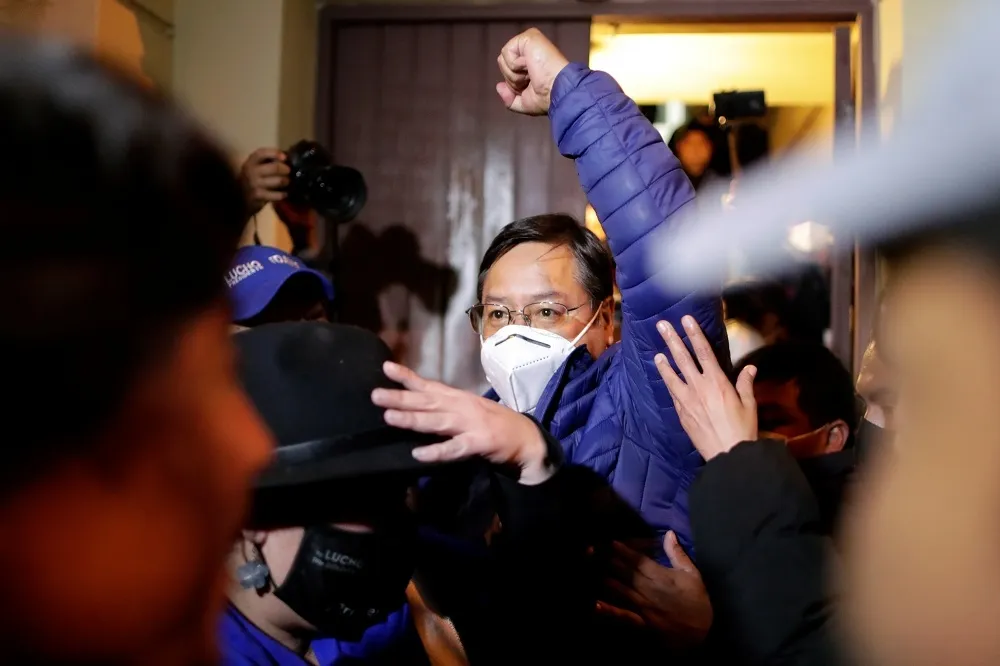 玻利維亞選出左翼新總統　一年內再度左轉
