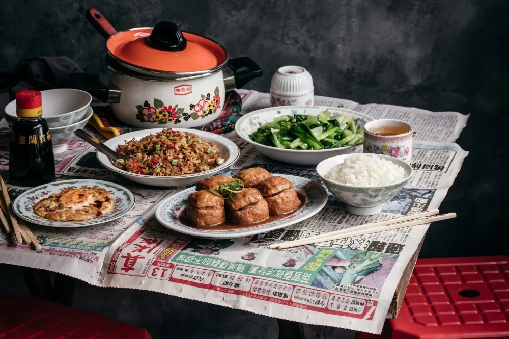 李安來我家吃飯　追加一盤榨菜干丁素煎餃　 
