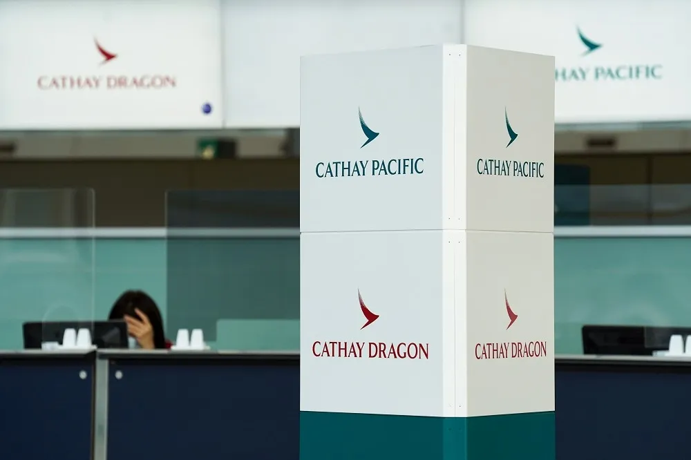 國泰航空正式宣布裁員8500人　港龍航空即日停止營運