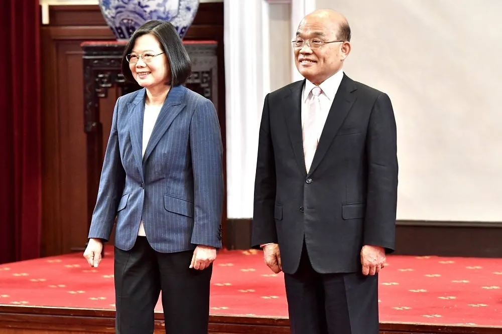 坦言推動改革不討喜　蔡英文：但我和蘇院長「鬥陣」得很好
