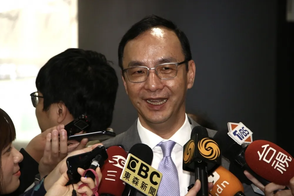 【獨家】黨主席「押寶戰」開打　北市泛藍15議員拱朱立倫參戰