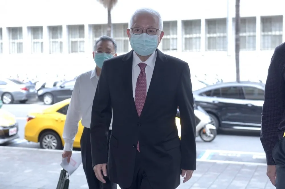 【快訊】三寶案宣判　永豐金前董座何壽川被判8年6個月