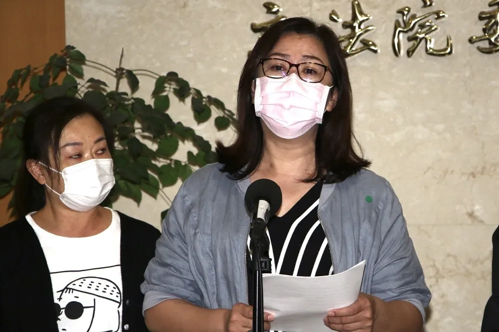 控檢方偵訊影音檔近6小時「有雜訊」　妻代夫喊冤：不該妖魔化蘇震清