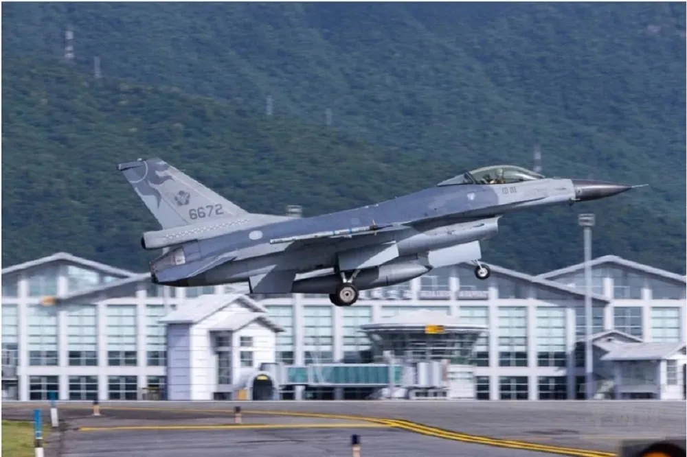 F-16戰機可能失聯點　國防部：已掌握8個訊號來源