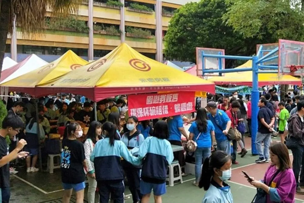 「社區好鄰居」出動！永慶房屋協力南門國中小校慶園遊會