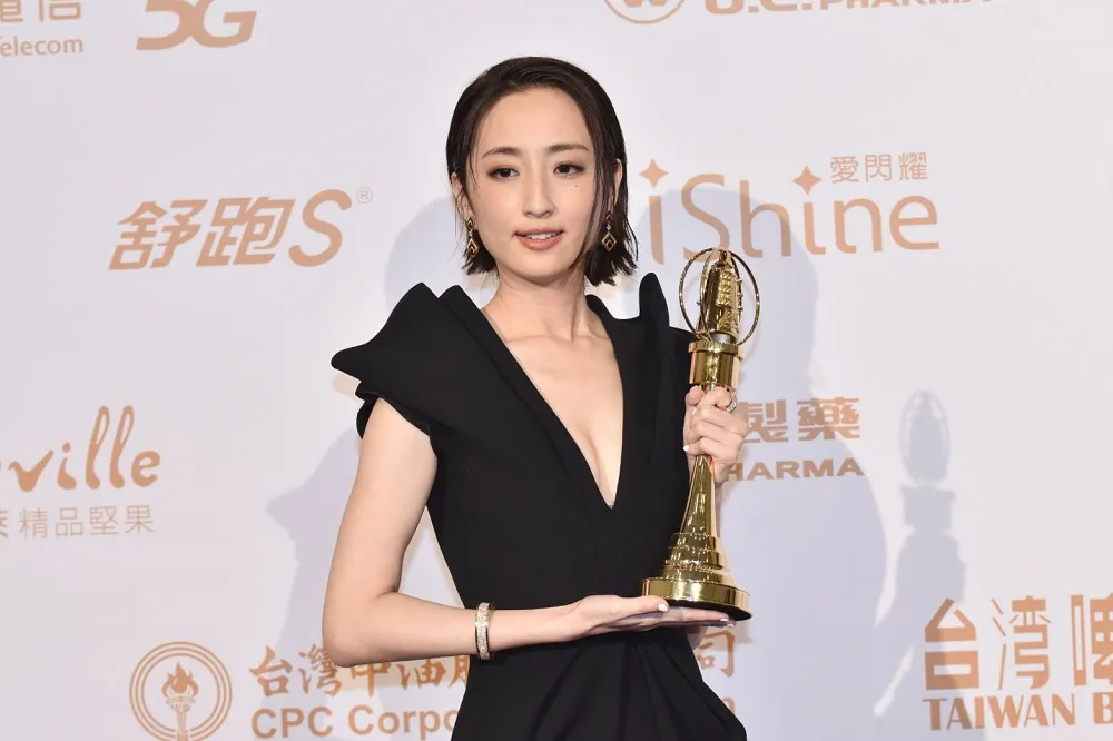 購物網「VeryBuy」盜用劇照　柯佳嬿求償150萬獲賠50萬