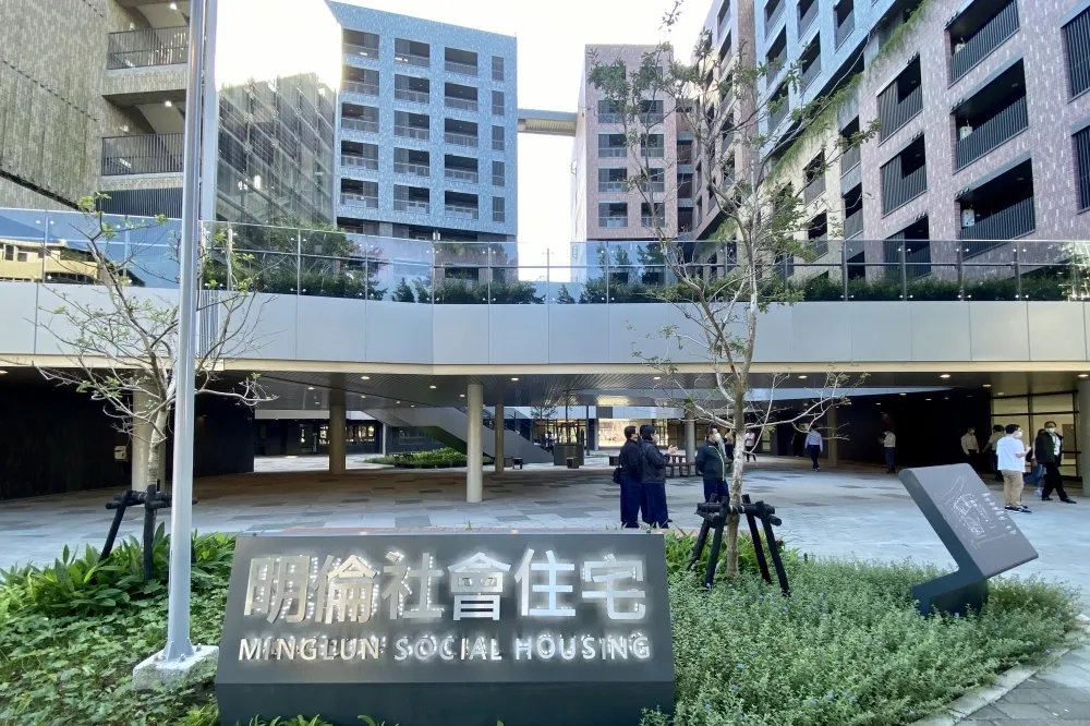 柯文哲明倫社宅案被罵爆的原因