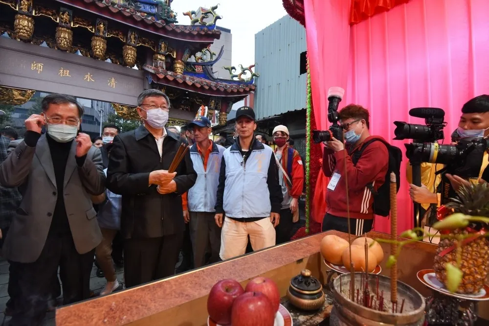 【落跑移工尋獲】柯文哲談三層防疫戰略　「擋不住破口就禁止聚餐」