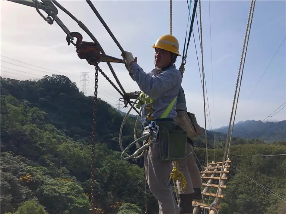 克服工程諸多挑戰　台電「板橋~龍潭線」超一路升級完工