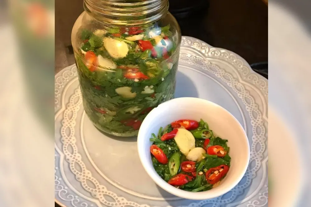 【西域來的芫荽】吃香菜加辣椒　頂級沾料人間美味