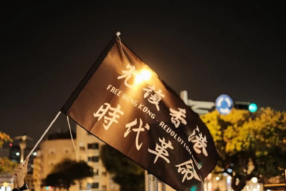 【2020國際新聞 Top 2】港版《國安法》引全球圍堵制裁　流亡海外仍難逃中國法網