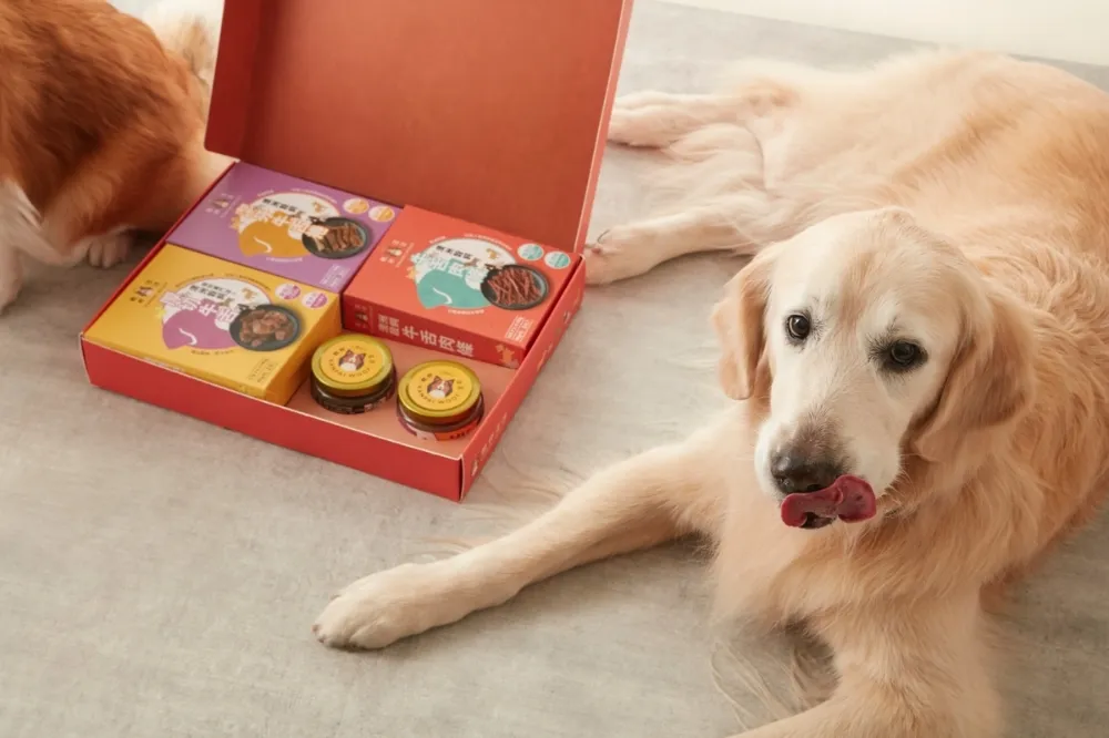 讓愛犬跟你吃得一樣好！乾杯集團全新打造人可食用級寵物品牌「狗狗乾杯」　