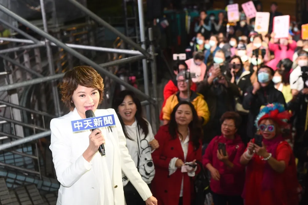 【今晚掰了52台】蔡衍明率眾主播坐鎮　戴立綱催訂閱、彭文正唱《朋友》