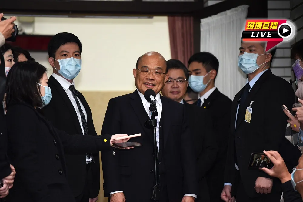 【直播】買漫畫「打統編」惹議　蘇揆：已要求別再發生 
