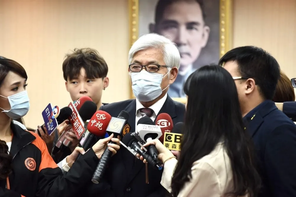 藍提反萊豬公投補正及黃捷罷免案　中選會18日開會審議