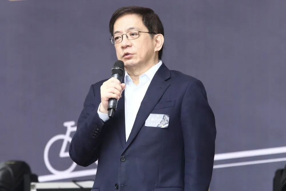 學生論文遭紅色審查「我國→台灣」　管中閔斥荒謬：一個字都不能改