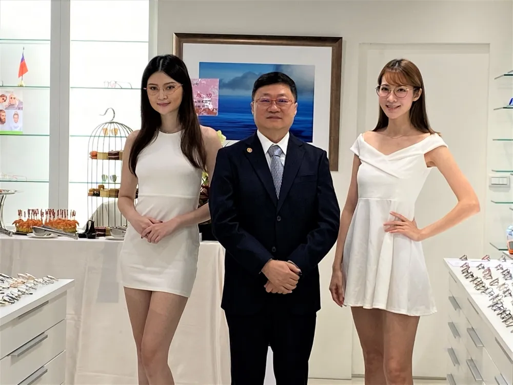 「2021韓國流行品牌眼鏡」戴出時尚好鏡(靚)