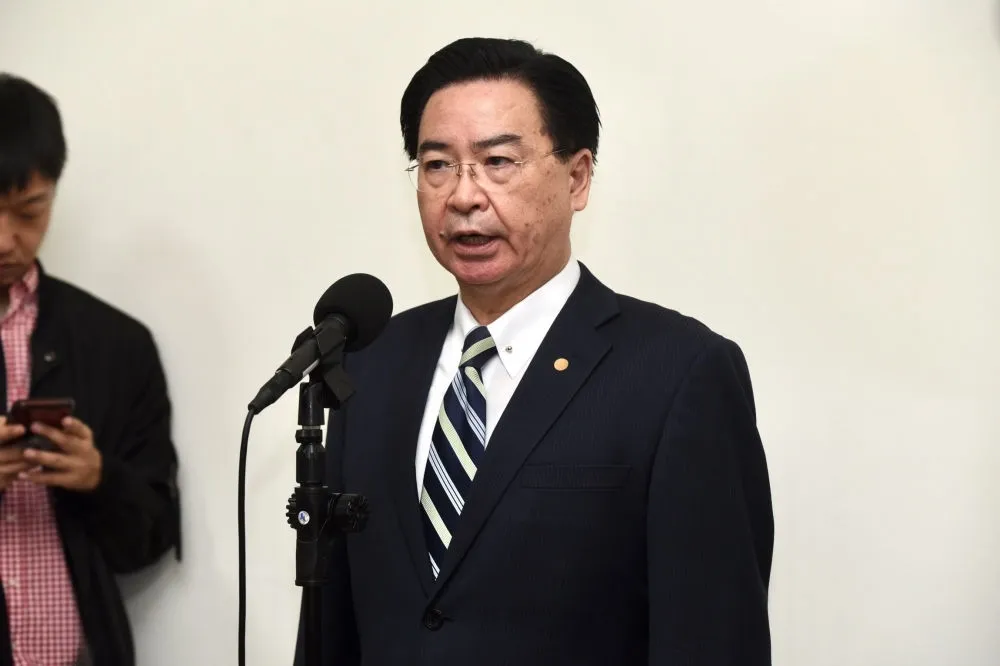 吳釗燮轉發布林肯推文撐香港：自由世界須共抗威權，沒模糊空間