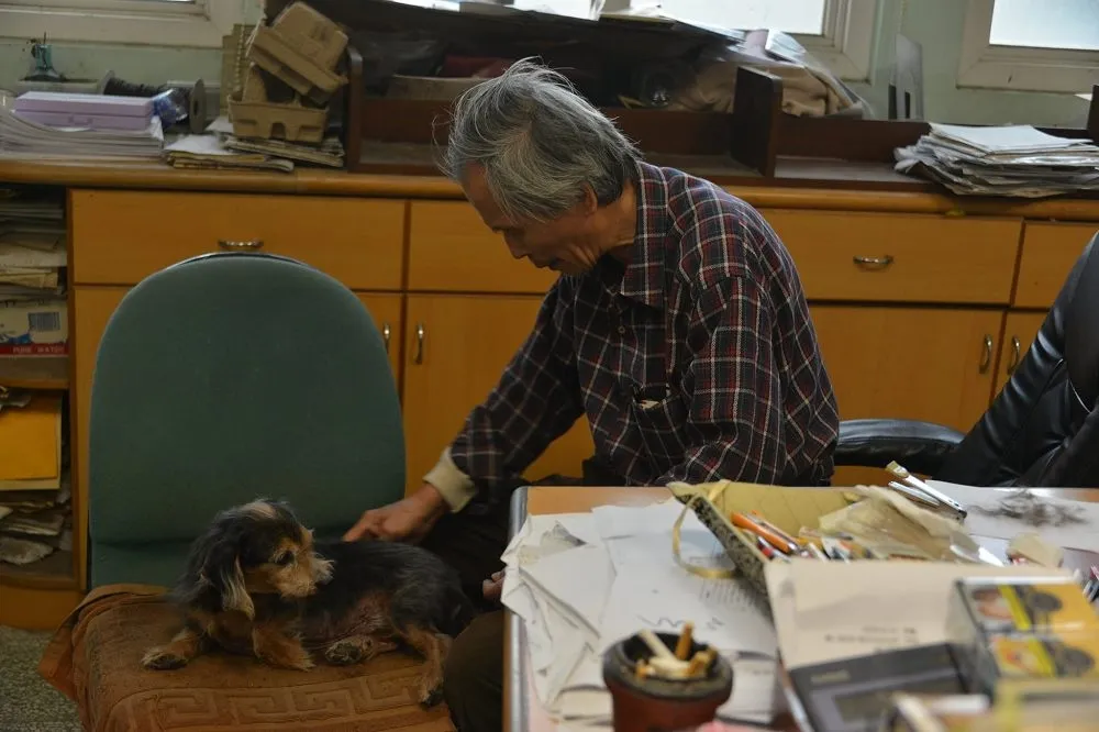 【台史苦行僧】張良澤遭真理大學掃地出門　校長陳奇銘辯：因不願配合盤點館藏
