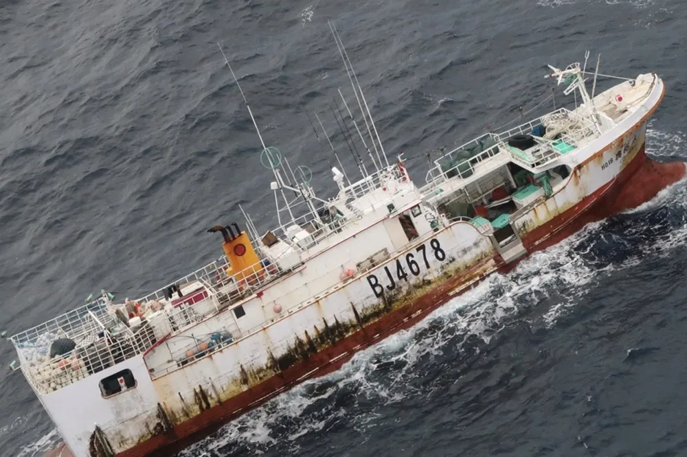 海象惡劣致纜繩斷裂　永裕興18號拖船計畫暫告失敗