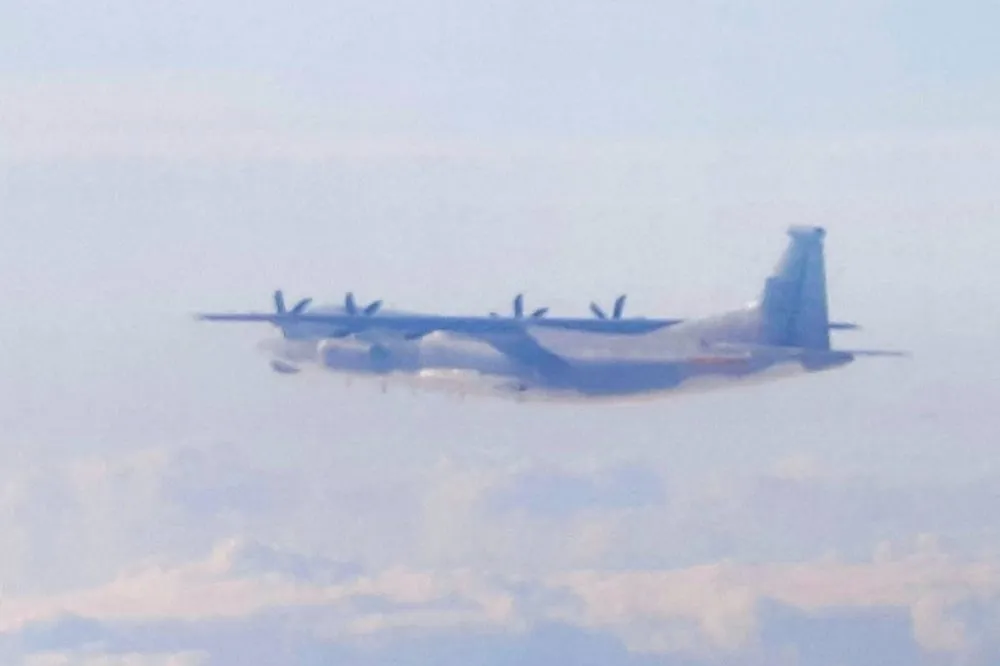 【1月第21亂】解放軍運9通信對抗機闖台空域　遭我軍廣播轟走