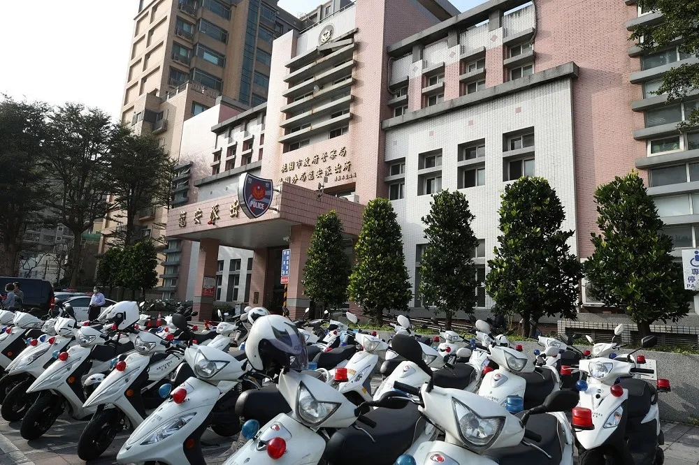 【桃醫群聚】女警醫院戒護通緝犯出現「喉嚨癢」　29警7天自主管理