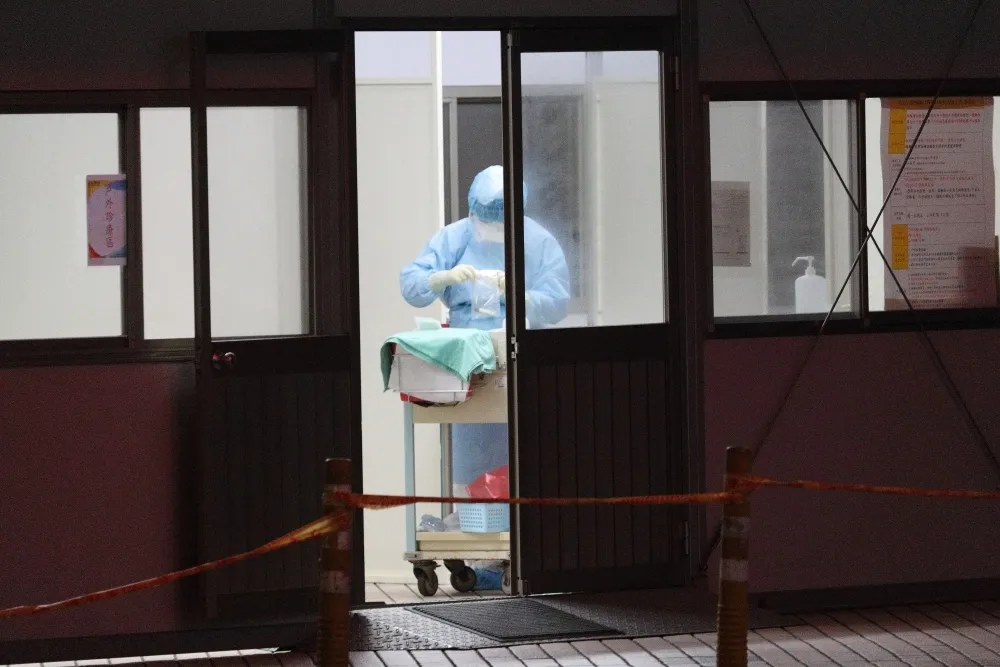 「人力不足」成分艙分流最大挑戰　看看北榮、長庚怎麼做