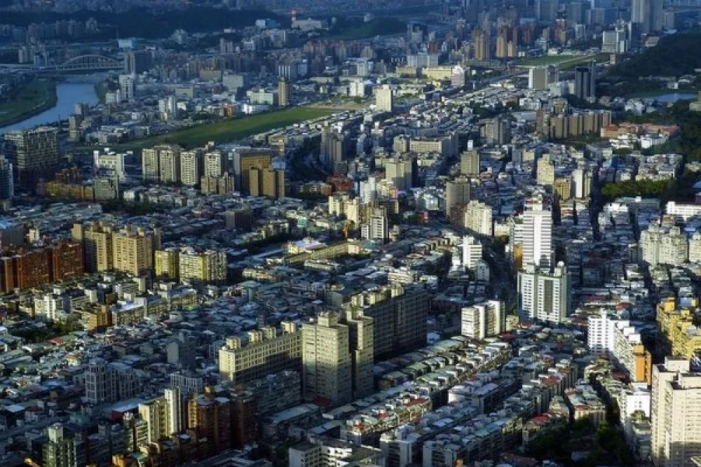 旺季尾聲和「打炒房」效應　1月全台交易量月減6％　六都僅台北成長