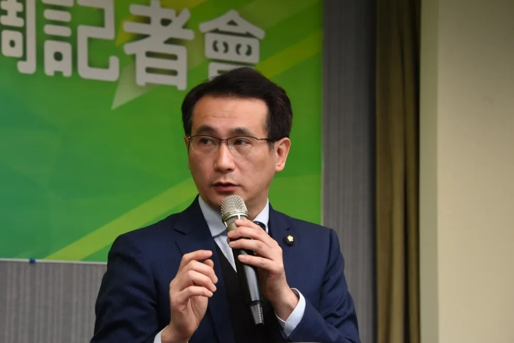 不滿中評會退回「3綠委跑票案」　鄭運鵬：對蔡英文未來執政影響大