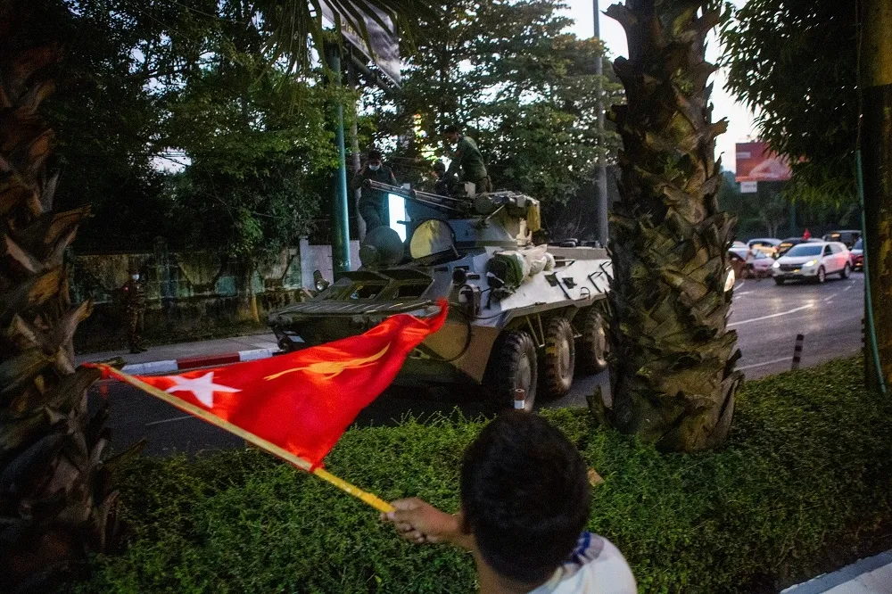 【緬甸政變】坦克車首度開進仰光　軍方直接向示威者開槍