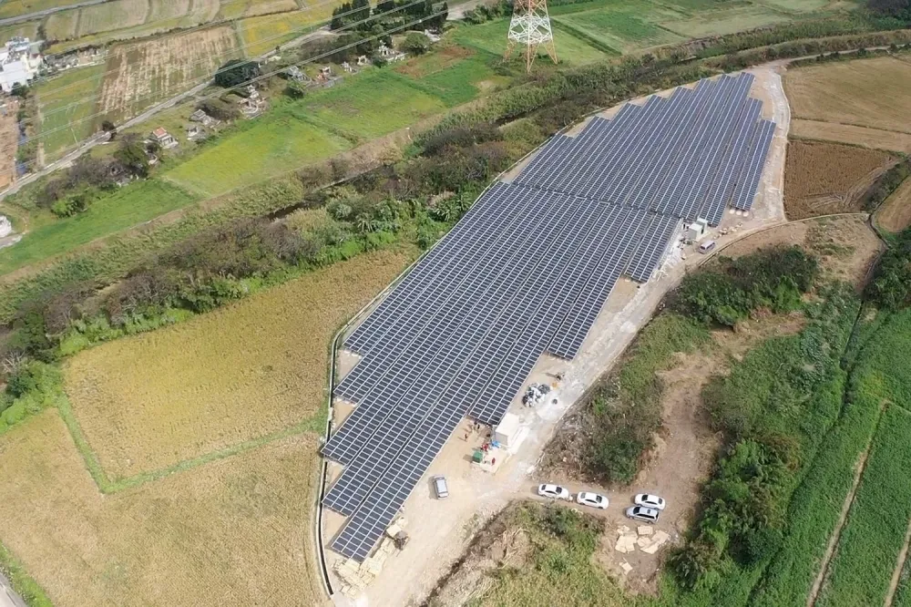 北台灣首座光電公墓完成併網　7成售電回饋社福與偏鄉教育