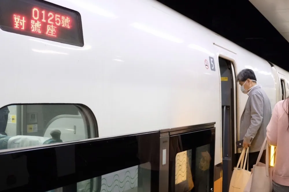 228高鐵「全車對號座」再加開12班　21日凌晨開搶