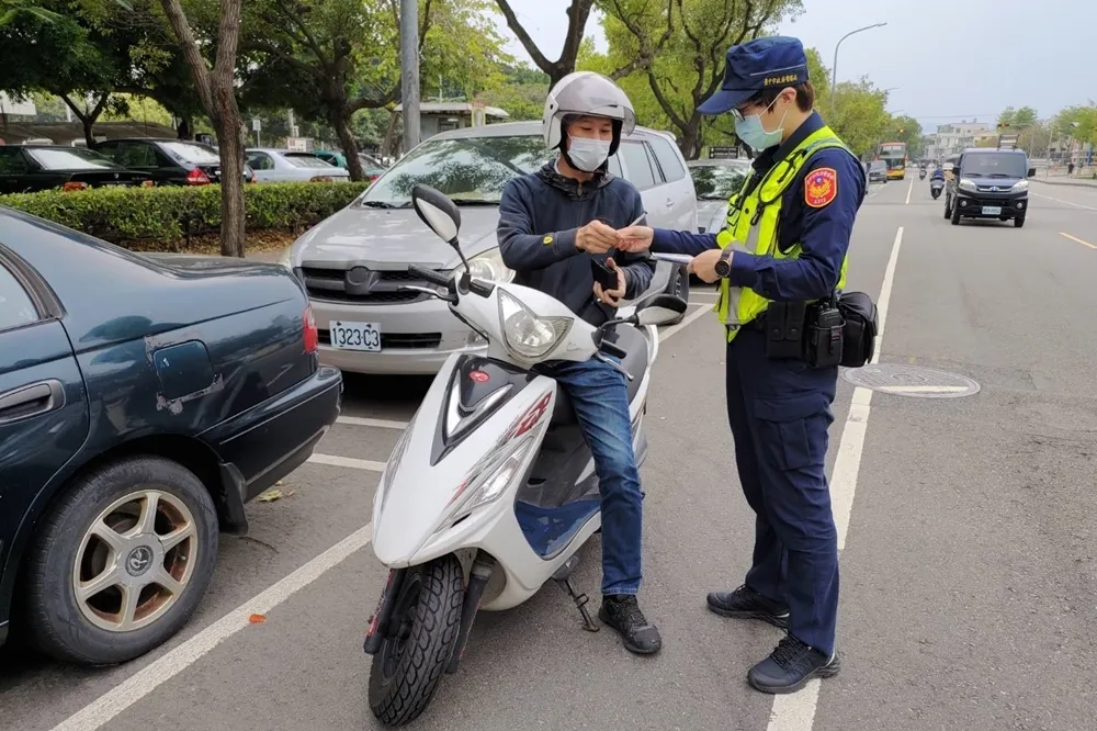 警察可以隨意盤查民眾嗎？　如果沒滿足這些條件就是違法