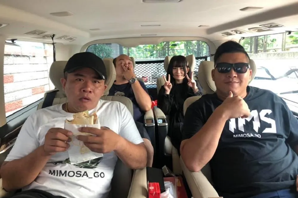 網紅「含羞草日記」超艾夾遭砍2刀　疑幫友人勸架遭波及