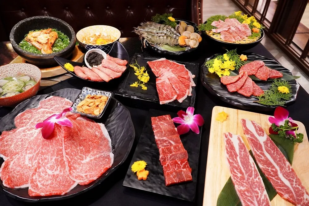 提前預約送龍蝦！「哞哞屋」開春新菜單日本A5、見島和牛、巨大海虎蝦、酒水無限暢飲只要 1688 元