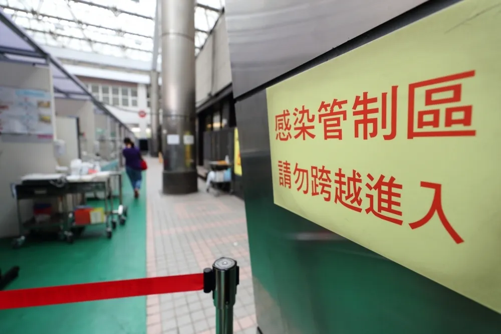 長庚醫院超前部署「新冠疫苗接種推動團隊」　三階接種流程公開