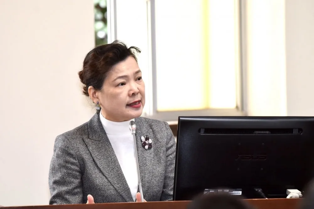 王美花稱科學園區可鑿井取水　網諷：缺電也可以鑽木取火