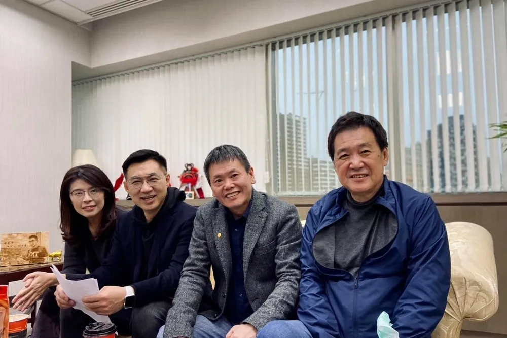 【藍黨魁開打】喬委員會走鐘變主席卡位戰　江啟臣傻眼揪總召解危