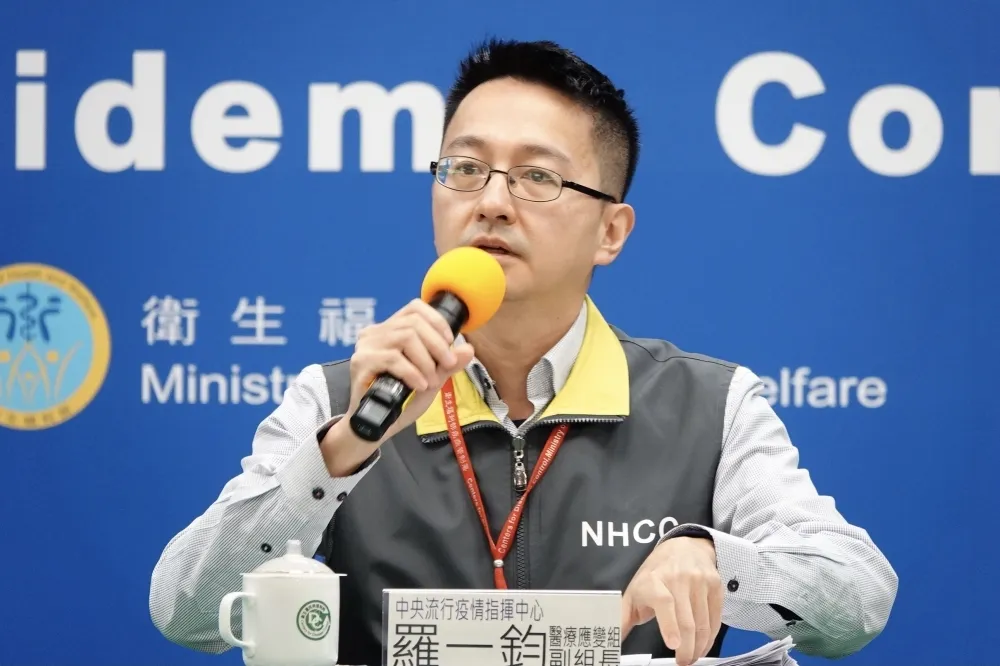 AZ疫苗接種後血栓案例增　指揮中心：可能與人種有關、籲民眾保有信心