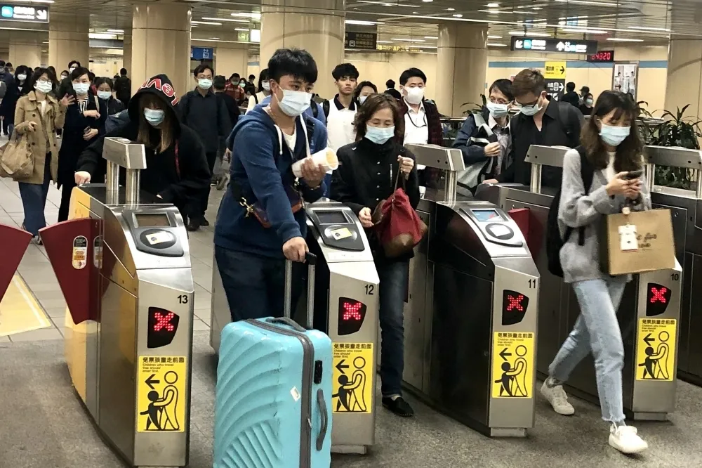 父子口角惹禍　少年假冒父親恐嚇北捷「大坪林站將爆炸」遭逮